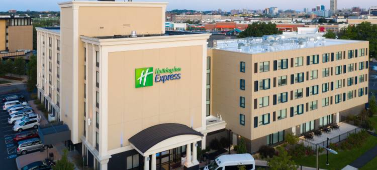 波士顿智选假日酒店(Holiday Inn Express Boston)图片