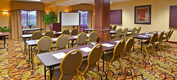 智选假日套房酒店富兰克林(Holiday Inn Express & Suites Franklin)图片