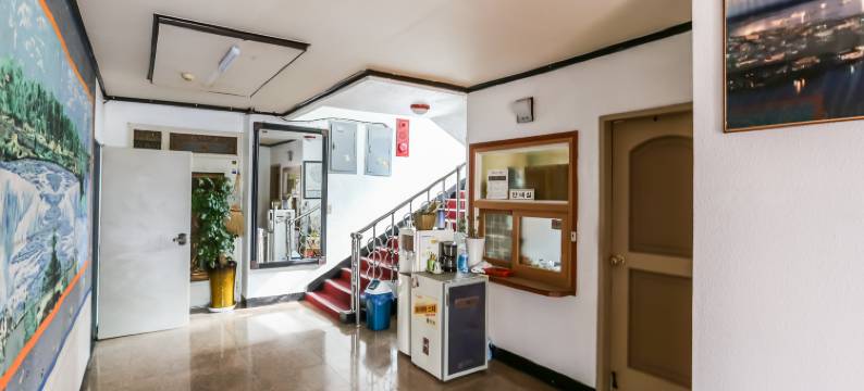 Seogwipo Roksan Motel图片
