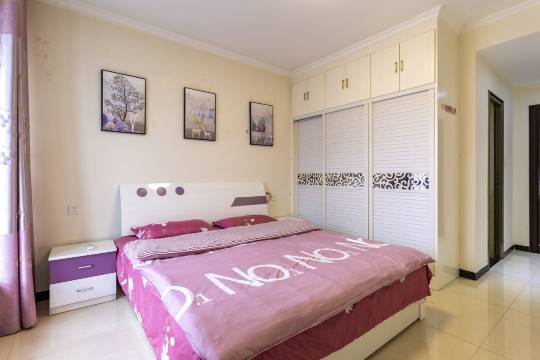 ay倾城公寓(步行街分店)