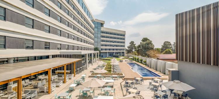 拉迪森酒店及会议中心-奥利弗·坦博机场(Radisson Hotel and Convention Centre OR Tambo Airport)图片