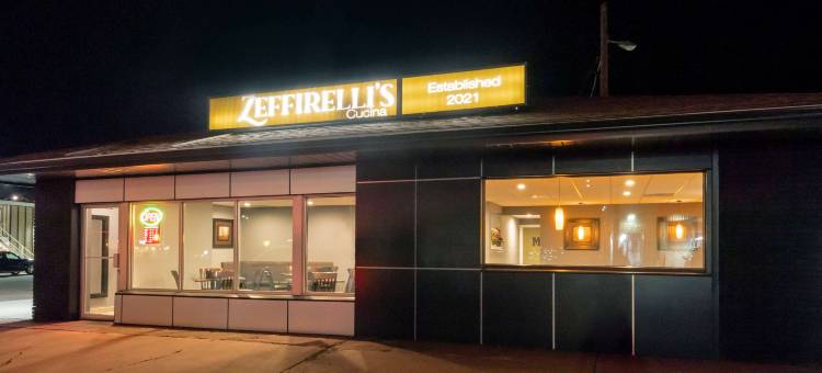 伊克诺套房酒店(Econo Lodge Inn & Suites)图片