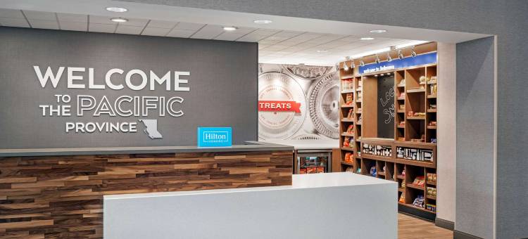 希尔顿旗下欢朋酒店及套房-基洛纳机场(Hampton Inn & Suites by Hilton Kelowna Airport BC)图片