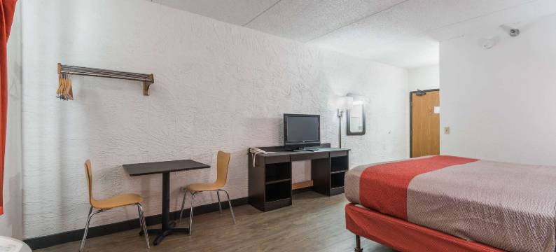 布里奇维尤6号汽车旅馆(Motel 6 Bridgeview, IL)图片