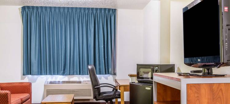 伊克诺套房旅馆(Econo Lodge & Suites)图片