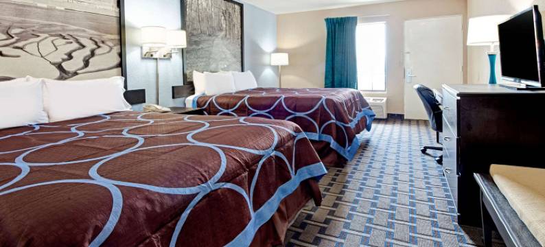 莱克兰温德姆速8酒店(Super 8 by Wyndham Lakeland)图片