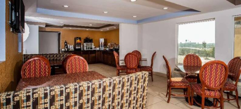 韦恩堡速 8 酒店(Travelodge by Wyndham Fort Wayne North)图片