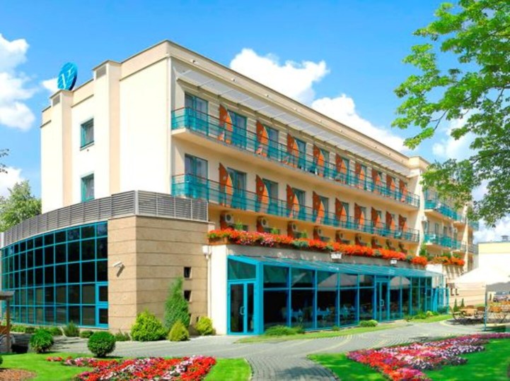 Villa Park Med. & SpaOver view