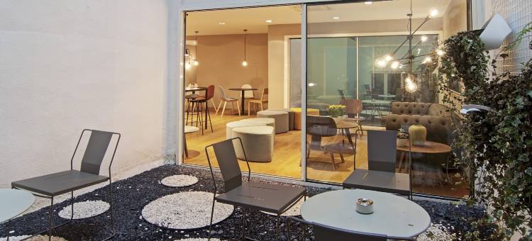 One Shot 科隆(One Shot Colón)图片