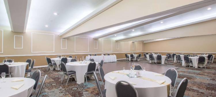 温德姆华美达阿伦敦/伯利恒(Ramada by Wyndham Allentown/Bethlehem)图片