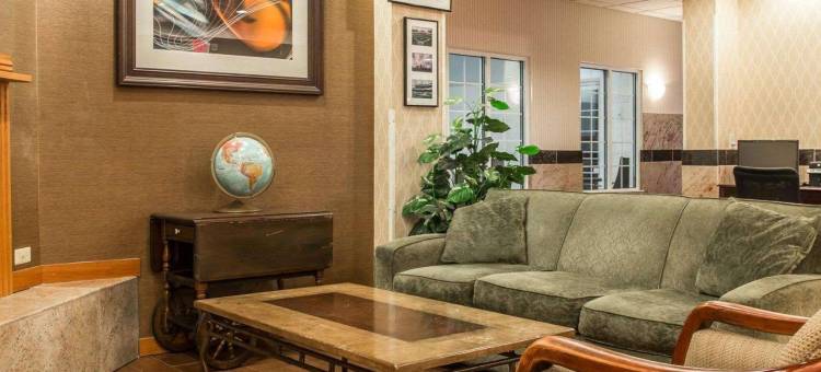 舒适套房旅馆(Comfort Inn & Suites)图片