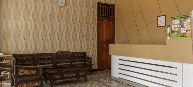 本库鲁潘泰班让附近瑞德多兹酒店(RedDoorz Near Pantai Panjang Bengkulu)图片