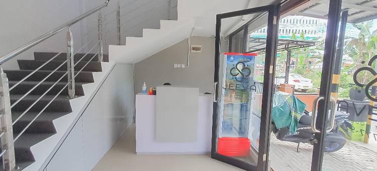 红多兹Plus酒店-近巴厘巴板西罗亚医院(RedDoorz Plus Near Siloam Hospital Balikpapan)图片