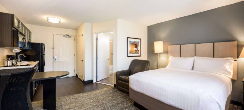 矽谷索内斯塔简单酒店-圣克拉拉(Sonesta Simply Suites Silicon Valley Santa Clara)图片