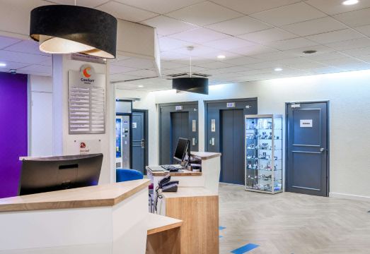 Comfort Hotel Paris Porte d'Ivry Hotel Overview