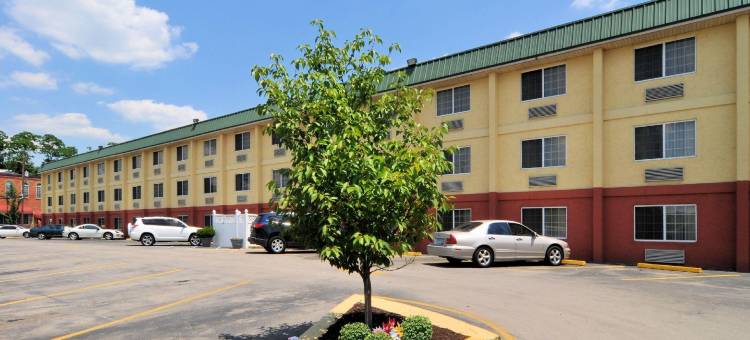 摩根敦- 大学区品质酒店&套房(Quality Inn & Suites Morgantown - University Area)图片