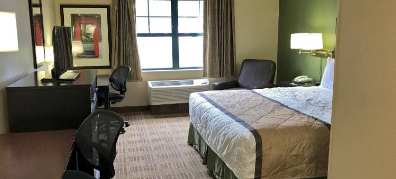 美国长住精选套房酒店-底特律-法明顿山(Extended Stay America Select Suites - Detroit - Farmington Hills)图片