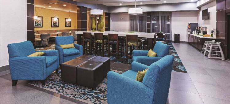 拉昆塔温德姆酒店套房by 温德姆沃斯堡阿灵顿西(La Quinta Inn & Suites by Wyndham Fort Worth Arlington West)图片