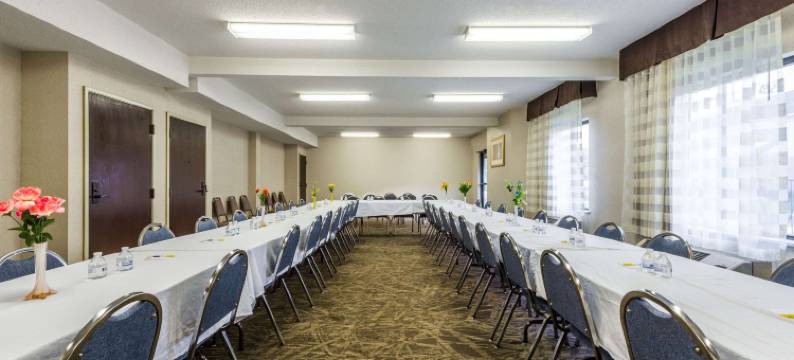 亚德金维尔温德姆戴斯酒店(Days Inn by Wyndham Yadkinville)图片