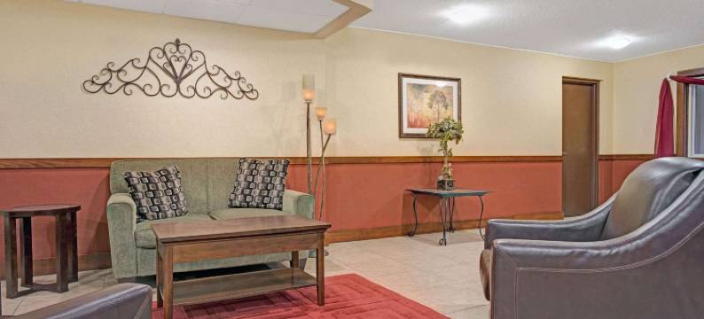 蒙蒂塞洛速8酒店(Super 8 by Wyndham Monticello)图片