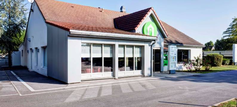 埃夫里西部科尔贝埃索讷康铂酒店(Campanile Evry Ouest - Corbeil Essonnes)图片