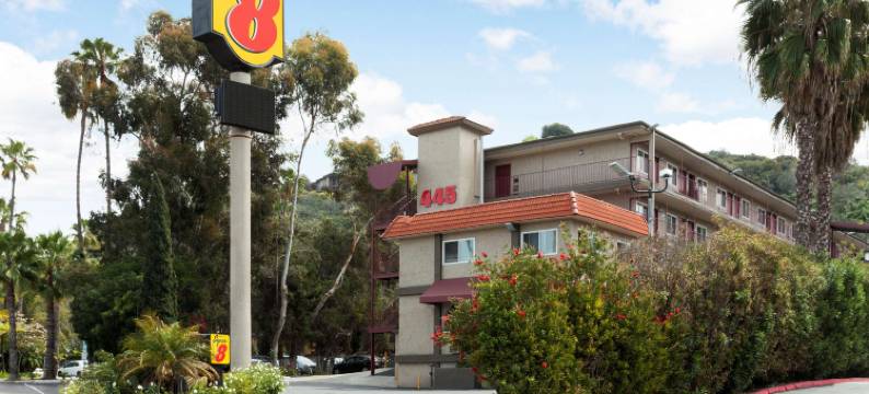 圣迭戈环球速8酒店(Super 8 by Wyndham San Diego Hotel Circle)图片