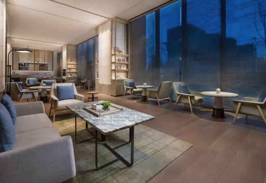 Courtyard by Marriott Shanghai HongqiaoHotel Overview