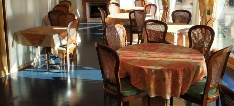 卡利苏拉酒店(Logis Hotel Calisola Besançon - Soirée Etape - EuroVelo 6)图片