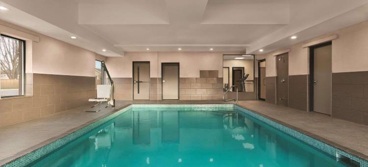 贝勒维尔丽怡酒店(Country Inn & Suites by Radisson, Belleville, on)图片