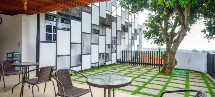 红多兹酒店-近三宝垄武吉萨里(RedDoorz Near Bukitsari Semarang)图片