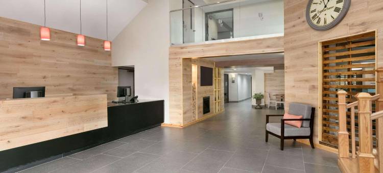 北卡罗来纳罗阿诺克拉皮兹丽笙乡村套房酒店(Country Inn & Suites by Radisson, Roanoke Rapids, NC)图片