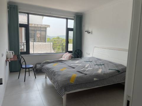 房东青莲泊舍度假别墅(郊野道分店)