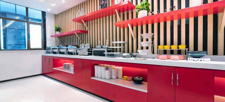 宜必思酒店(昌吉建设路小吃街店)图片