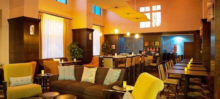 底特律坎顿欢朋套房酒店(Hampton Inn & Suites Detroit-Canton)图片