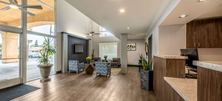 勒莫尔贝斯特韦斯特套房酒店(Best Western Inn  Suites Lemoore)图片
