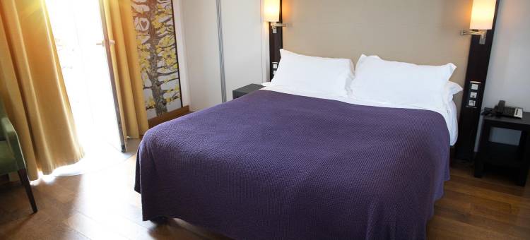 拉费米的博兰酒店(HÔTEL la Ferme de Bourran Rodez - Parking privé Gratuit)图片