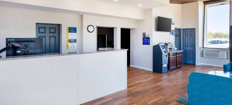 温德姆赖茨敦麦圭尔空军基地/波登镇戴斯酒店(Days Inn by Wyndham Wrightstown McGuire AFB/Bordentown)图片