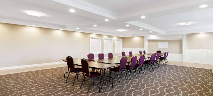 希伯伦洛厄尔区舒适酒店(Comfort Inn Hebron-Lowell Area)图片