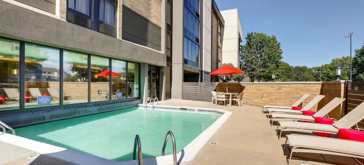 夏洛特大学德鲁里套房酒店(Drury Inn & Suites Charlotte University Place)图片