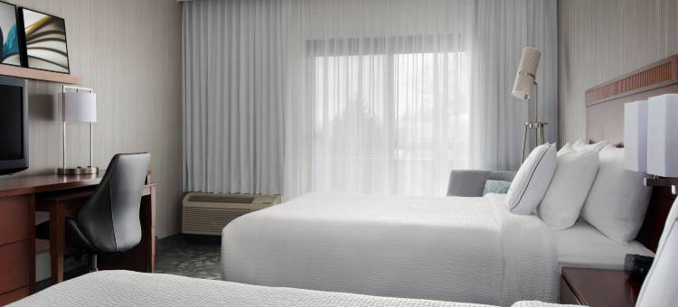 雪城环路万怡酒店(Courtyard Syracuse Carrier Circle)图片