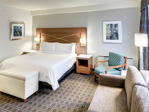 密尔沃基市区希尔顿逸林酒店