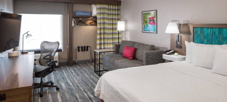 本顿维尔—罗吉斯欢朋酒店(Hampton Inn Bentonville/Rogers)图片