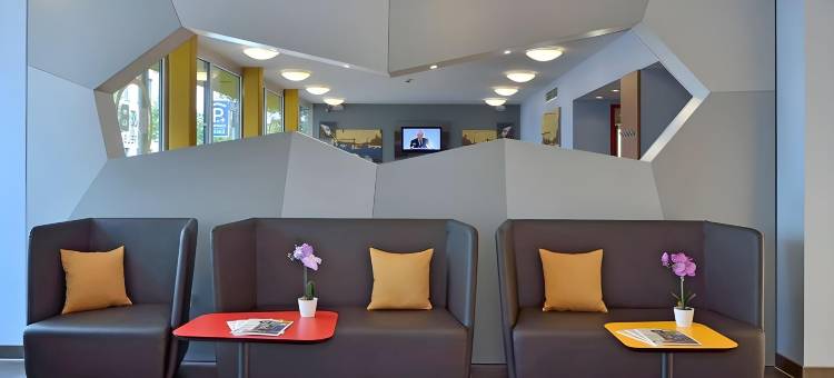 萨尔布吕肯霍夫民宿酒店(B&B HOTEL Saarbrücken-Hbf)图片