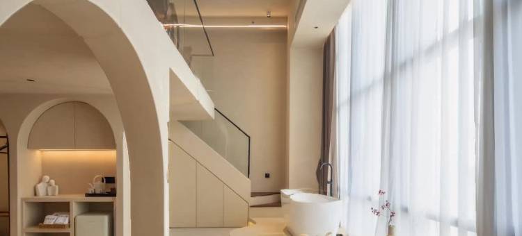 半岛江畔韩江观景LOFT美宿图片