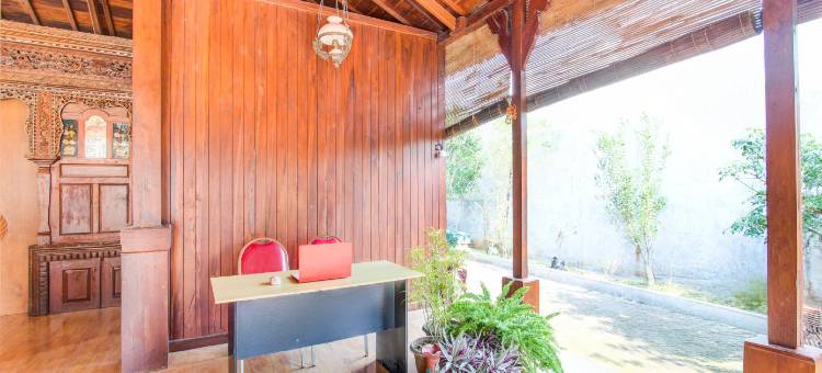 Capital O 93842 佐沃塞戈罗度假村靠近潘泰塞潘让(Capital O 93842 Jowo Segoro ResortNearPantai Sepanjang)图片