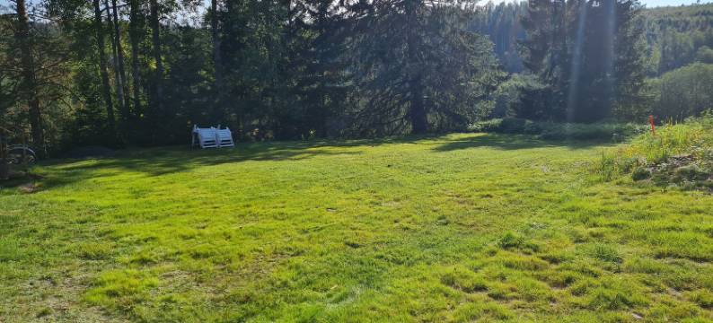 位于历史建筑中的明亮宽敞居所(Bright and Spacious Living in Historic Building)图片