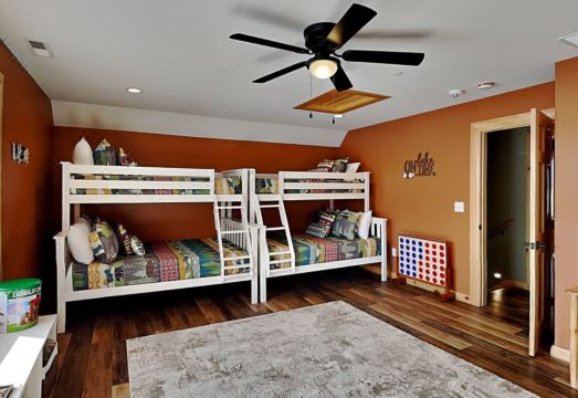 Big and Boulder Hotel Overview