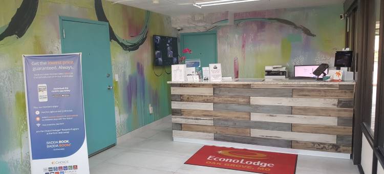 橡树林伊克诺山林小屋(Econo Lodge Oak Grove-Blue Springs)图片