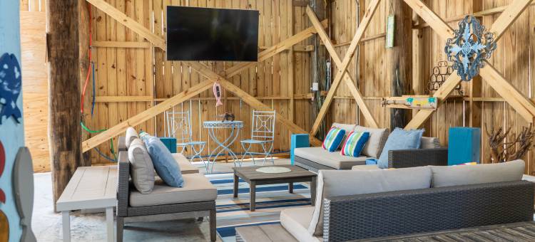 Bayfront Vistas and Private Pool - Spectacular Coastal Retreat图片