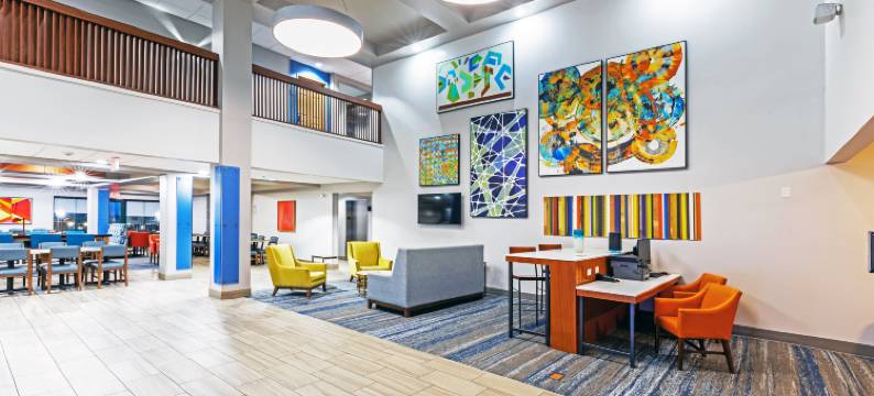 洲际智选假日套房酒店塔尔萨南部布罗肯阿罗51号公路(Holiday Inn Express & Suites TULSA S BROKEN ARROW HWY 51 by IHG)图片